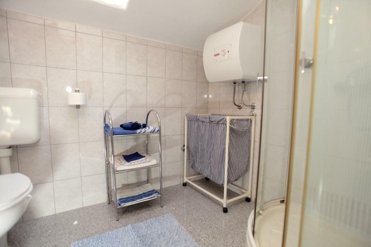 Vila Nataly Traù Esterno foto