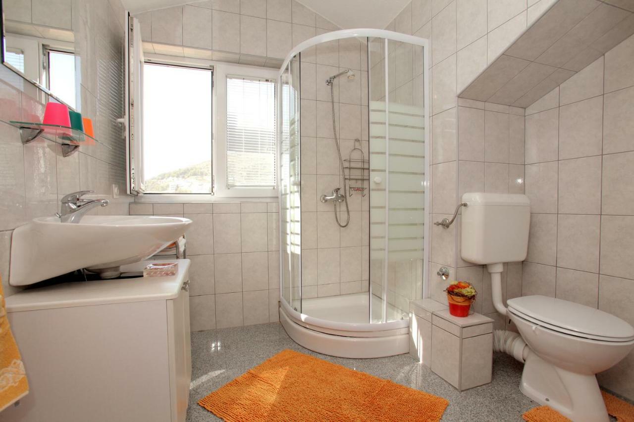 Vila Nataly Traù Esterno foto